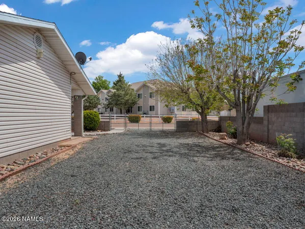 $259,900 | 110 Court Lane, Holbrook, AZ 86025
