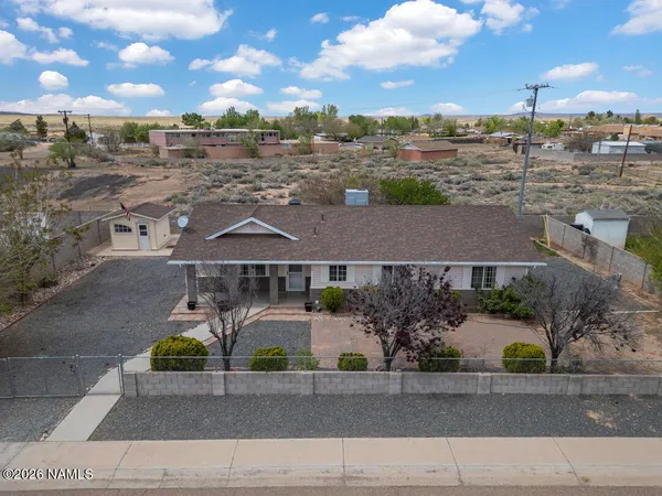$259,900 | 110 Court Lane, Holbrook, AZ 86025