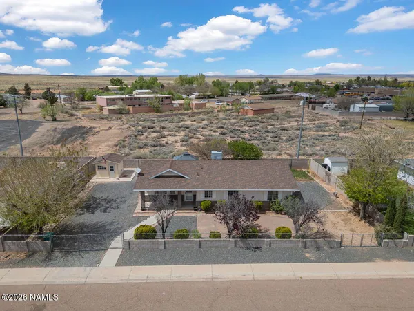 $259,900 | 110 Court Lane, Holbrook, AZ 86025