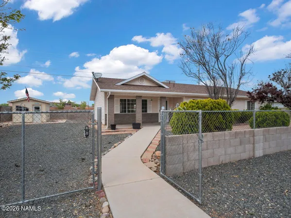 $259,900 | 110 Court Lane, Holbrook, AZ 86025