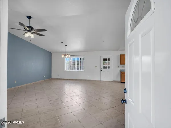 $259,900 | 110 Court Lane, Holbrook, AZ 86025