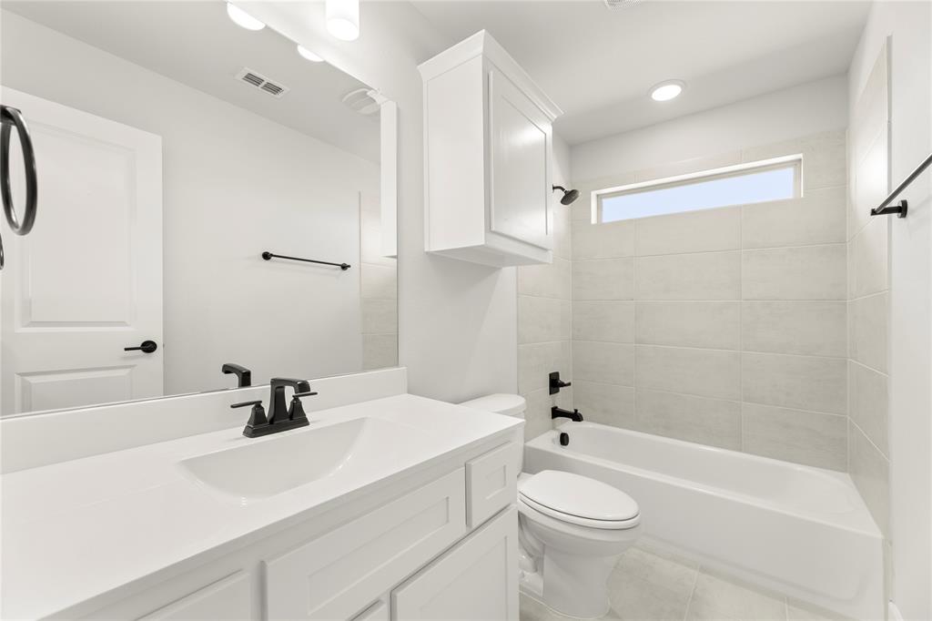 1847 Murrah Lane Forney, TX 75126 - Photo 25 of 29 24. 1847 Murrah - 3RD Bath