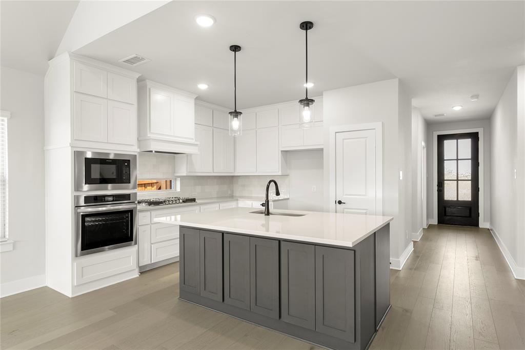 1847 Murrah Lane Forney, TX 75126 - Photo 7 of 29 08. 1847 Murrah - Kitchen (2)