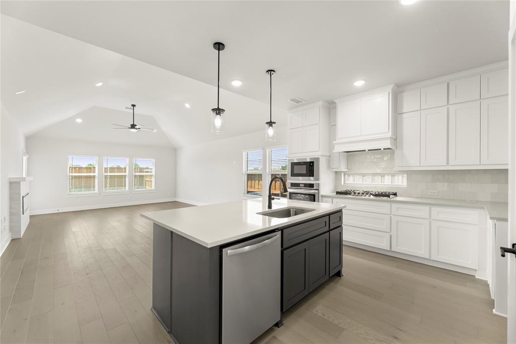 1847 Murrah Lane Forney, TX 75126 - Photo 9 of 29 10. 1847 Murrah - Kitchen (4)