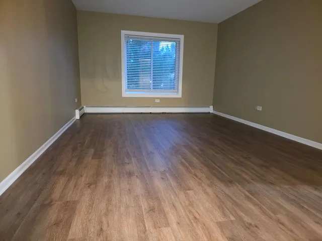 $1,750 | 1665 Coach Drive, Unit 204, Naperville, IL 60565