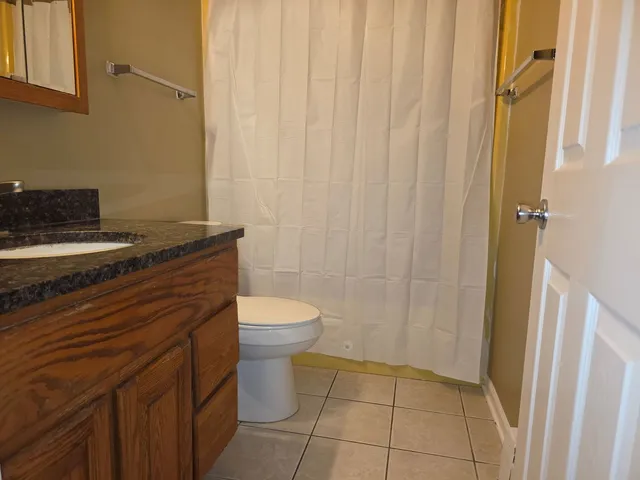 $1,750 | 1665 Coach Drive, Unit 204, Naperville, IL 60565