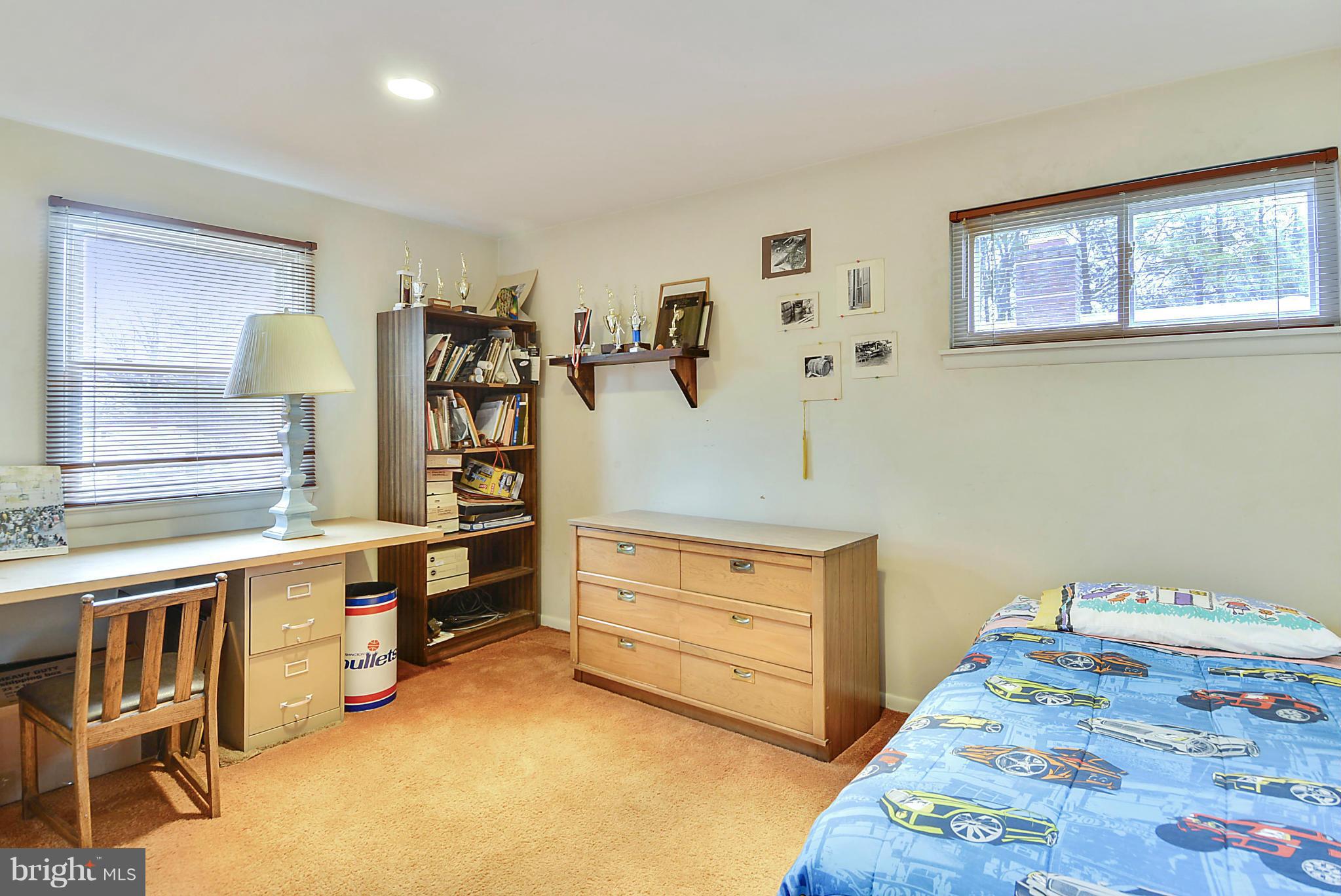 905 Holborn Street Silver Spring, MD 20902 - Photo 21 of 30 Bedroom 2