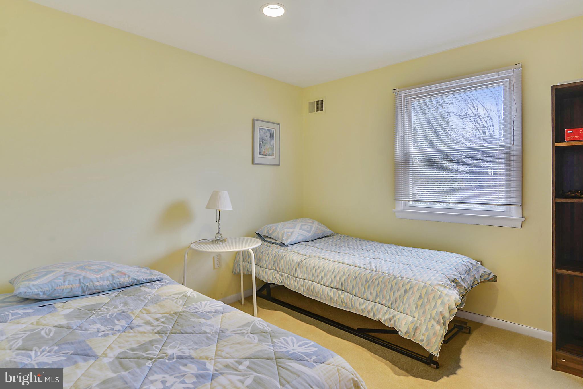 905 Holborn Street Silver Spring, MD 20902 - Photo 23 of 30 Bedroom 4