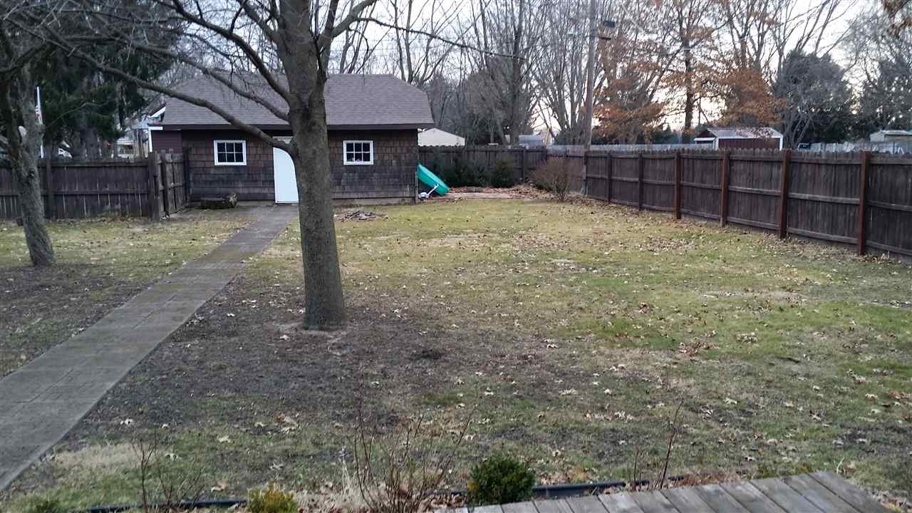 402 West 3rd Street Rochester, IN 46975 - Photo 14 of 18