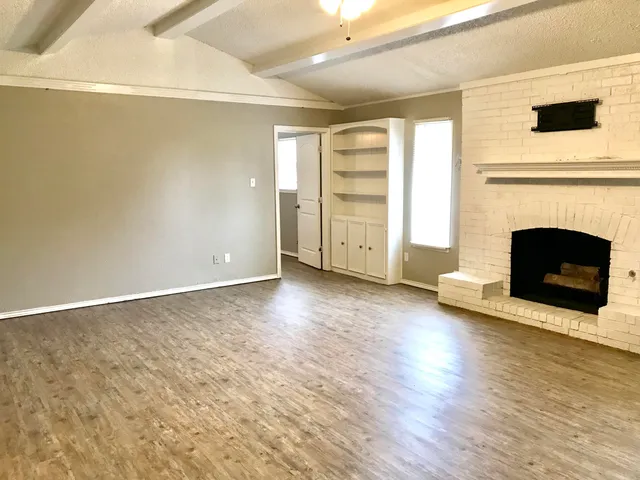 $1,475 | 8606 Geneva Avenue, Lubbock, TX 79423