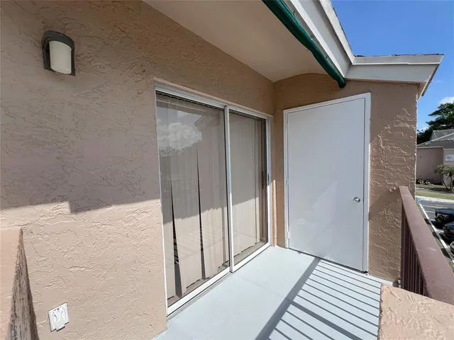 $2,050 | 1881 Northwest 96th Terrace, Unit 7C, Pembroke Pines, FL 33024