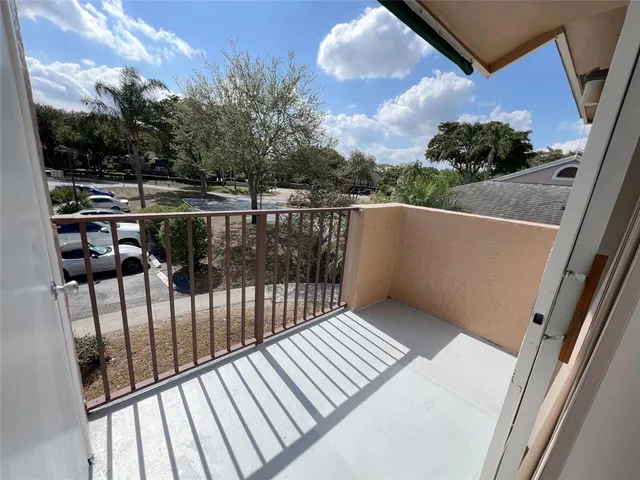 $2,050 | 1881 Northwest 96th Terrace, Unit 7C, Pembroke Pines, FL 33024
