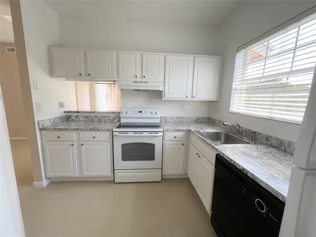 $2,050 | 1881 Northwest 96th Terrace, Unit 7C, Pembroke Pines, FL 33024