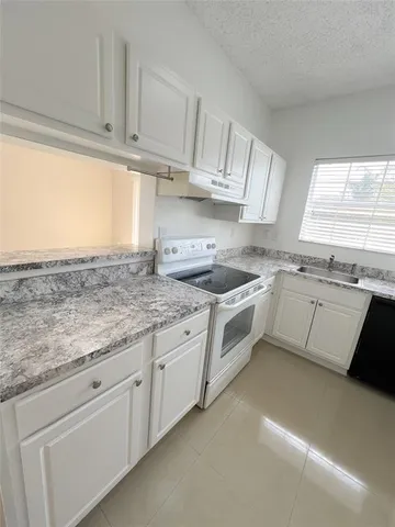 $2,050 | 1881 Northwest 96th Terrace, Unit 7C, Pembroke Pines, FL 33024
