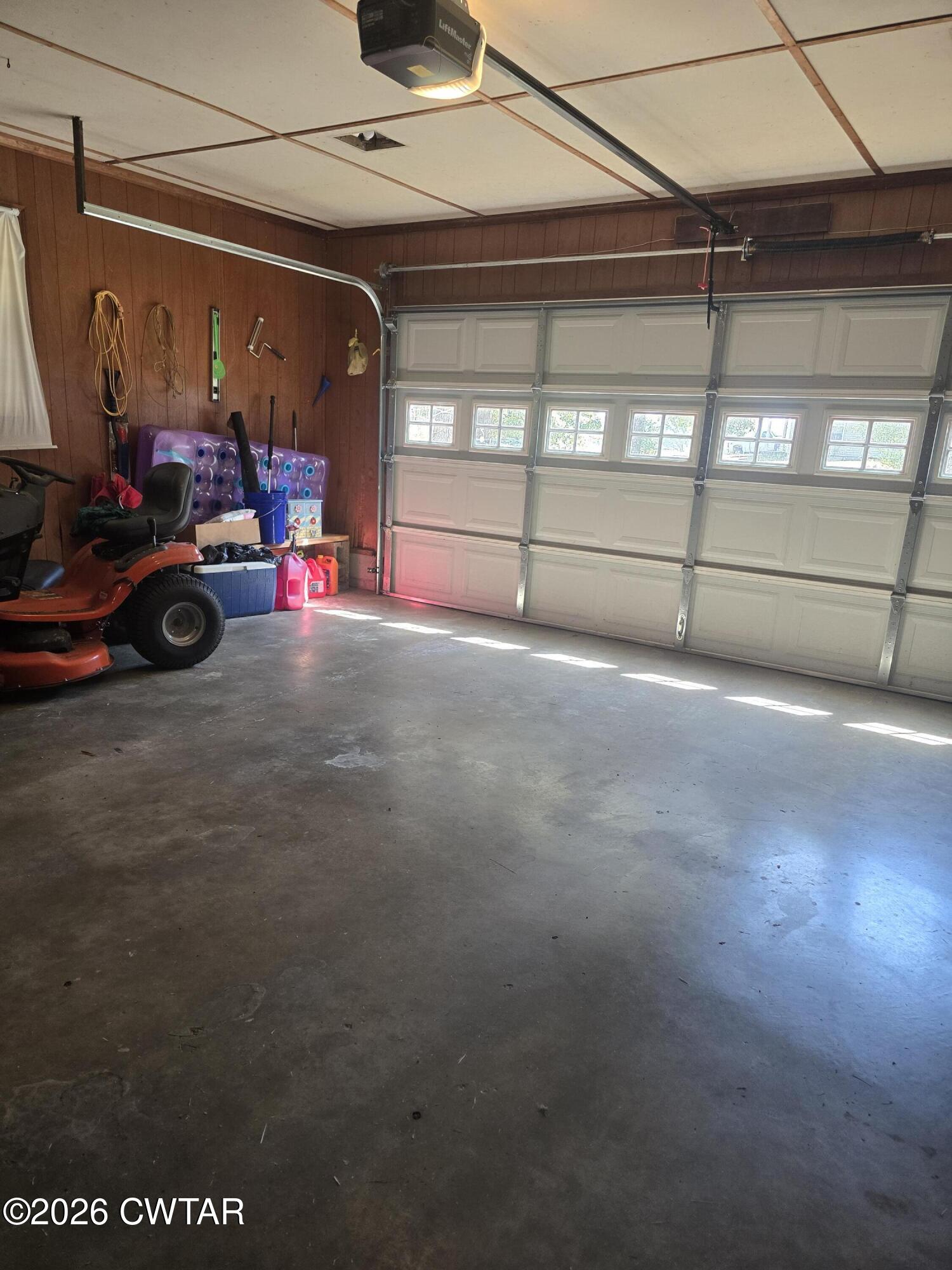 1922 Harts Bridge Road Jackson, TN 38301 - Photo 13 of 15 20260918_113016