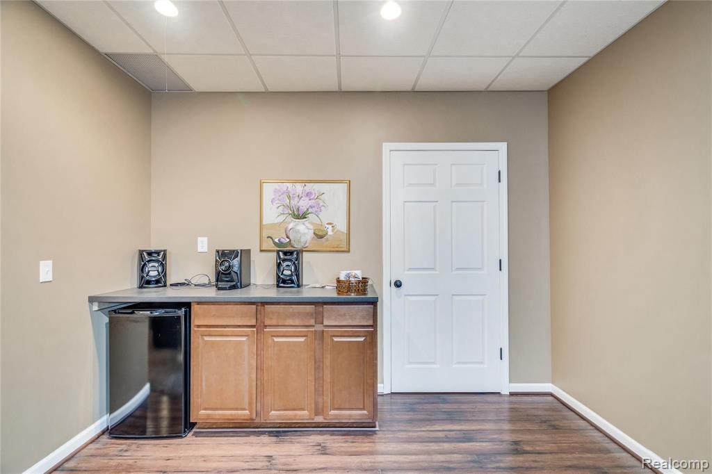 758 East Bluff Court Rochester Hills, MI 48306 - Photo 24 of 28