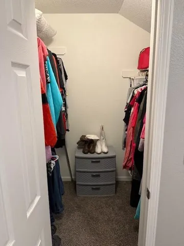 $205,000 | 1330 Northwest Jefferson Court, Blue Springs, MO 64015