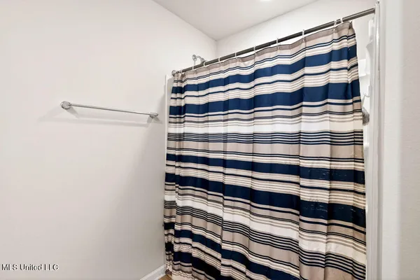 $2,250 | 1086 Enclave Circle, Long Beach, MS 39560