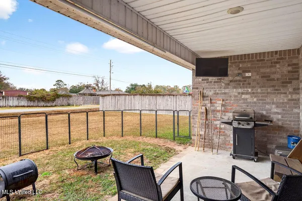 $2,250 | 1086 Enclave Circle, Long Beach, MS 39560