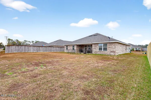 $2,250 | 1086 Enclave Circle, Long Beach, MS 39560