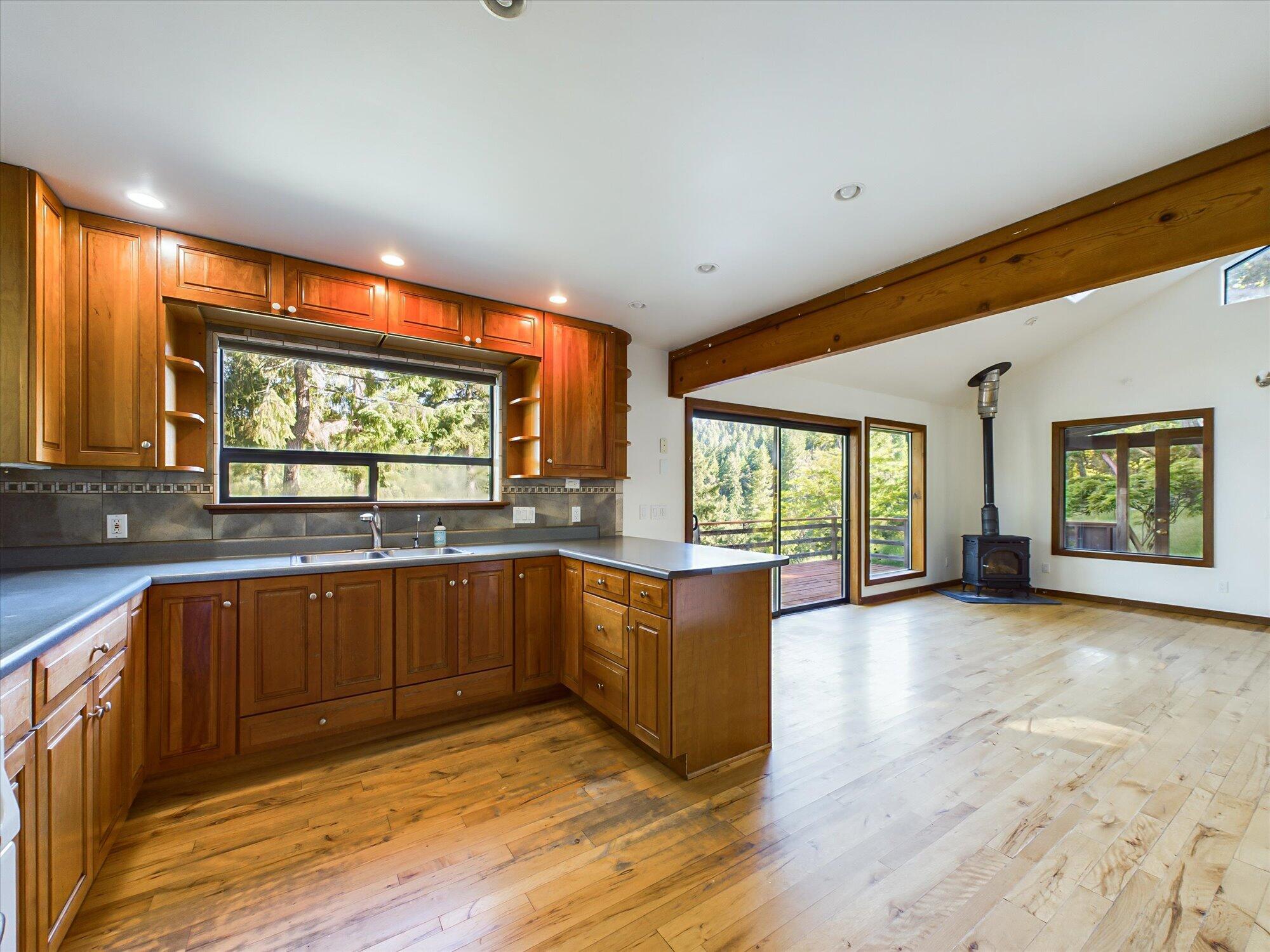 4001 Old Briceland Road Garberville, CA 95542 - Photo 17 of 93