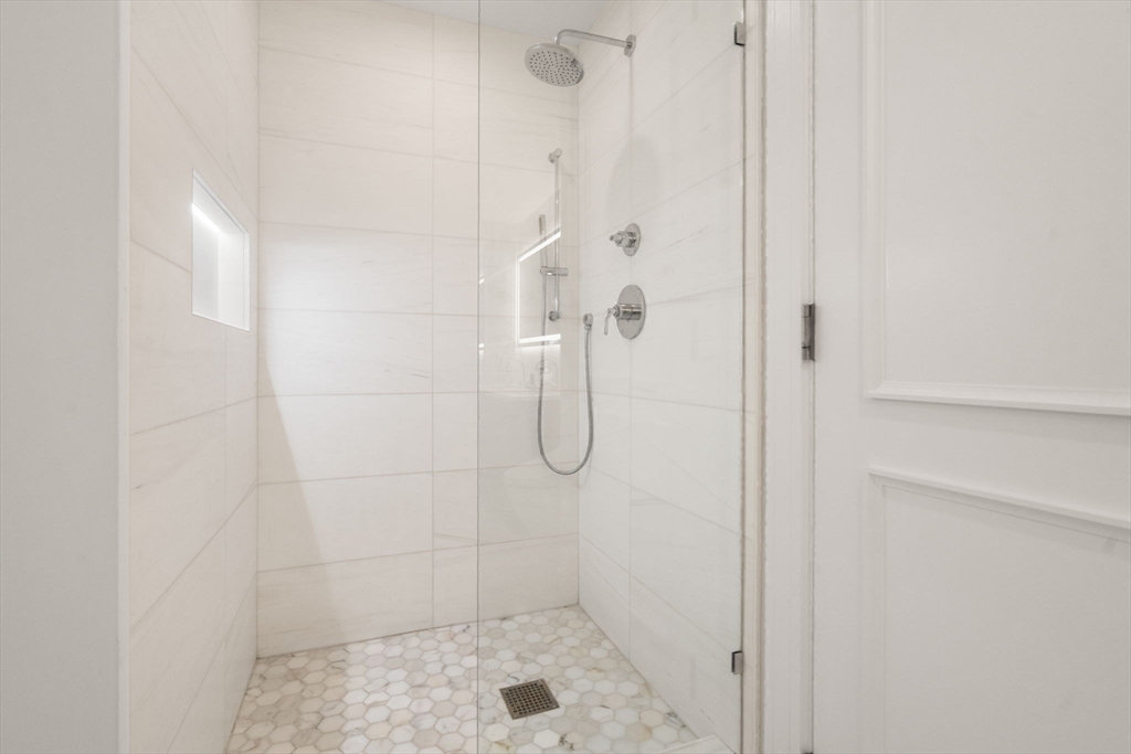 500 Atlantic Avenue, Unit 18C Boston, MA 02210 - Photo 11 of 29 Gallery Image 11