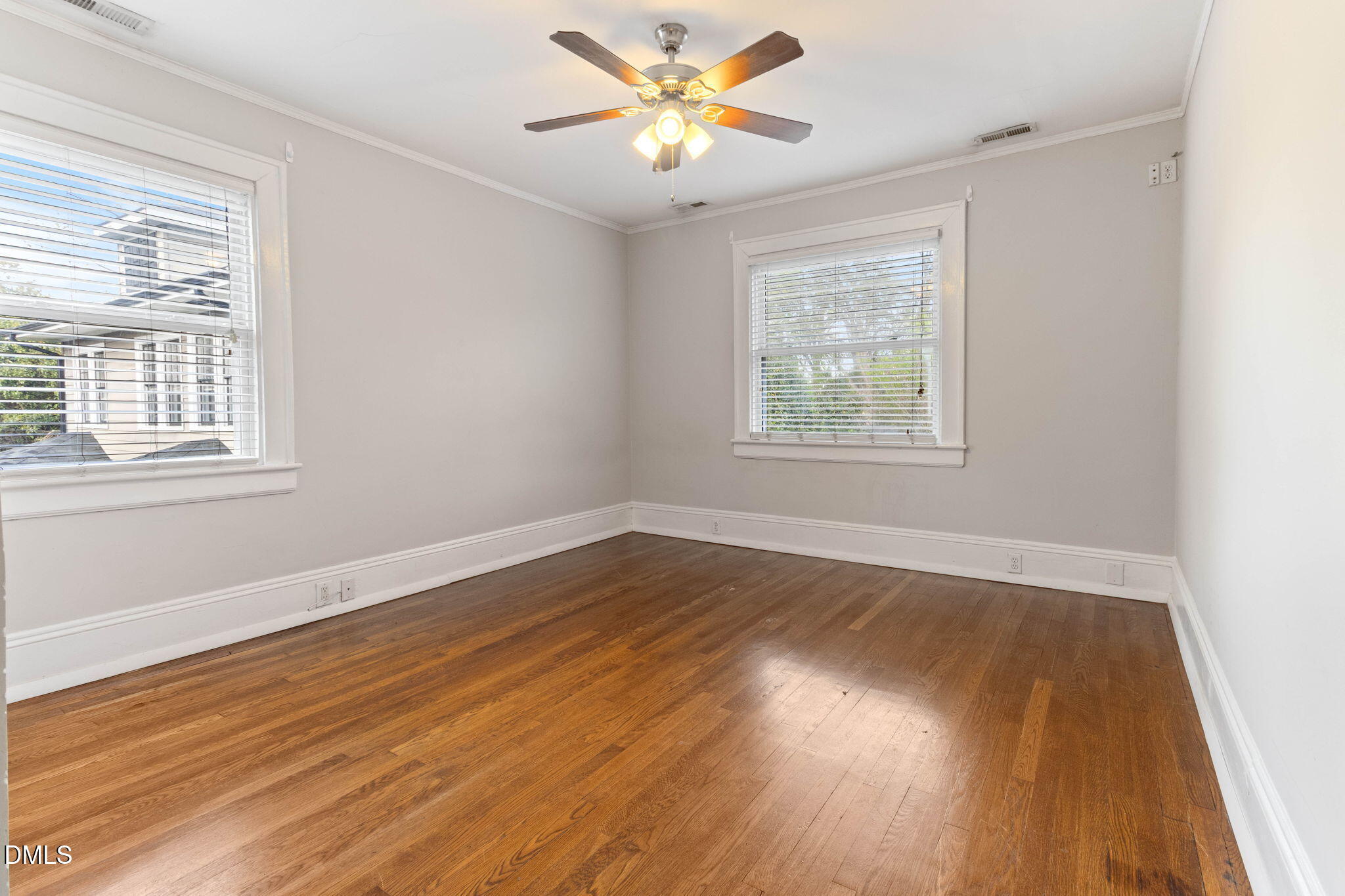 1300 Wake Forest Road Raleigh, NC 27604 - Photo 32 of 38 33-web-or-mls-IMG_3454RE