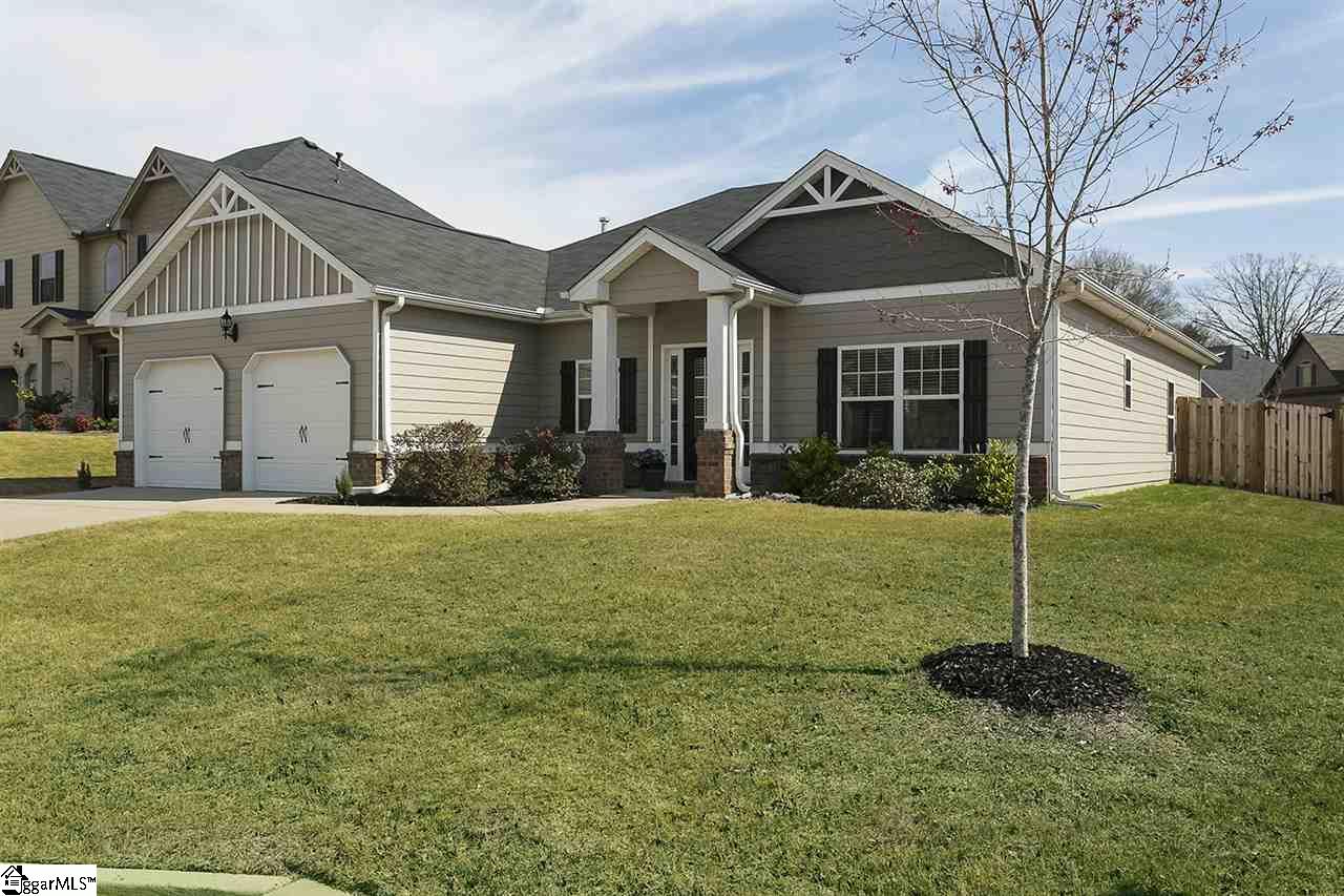 2 Howden Place Simpsonville, SC 29681 - Photo 2 of 27 Gallery Image 2