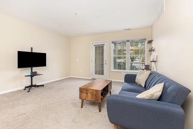 $260,000 | 1255 Joyce Lane, Ann Arbor, MI 48103