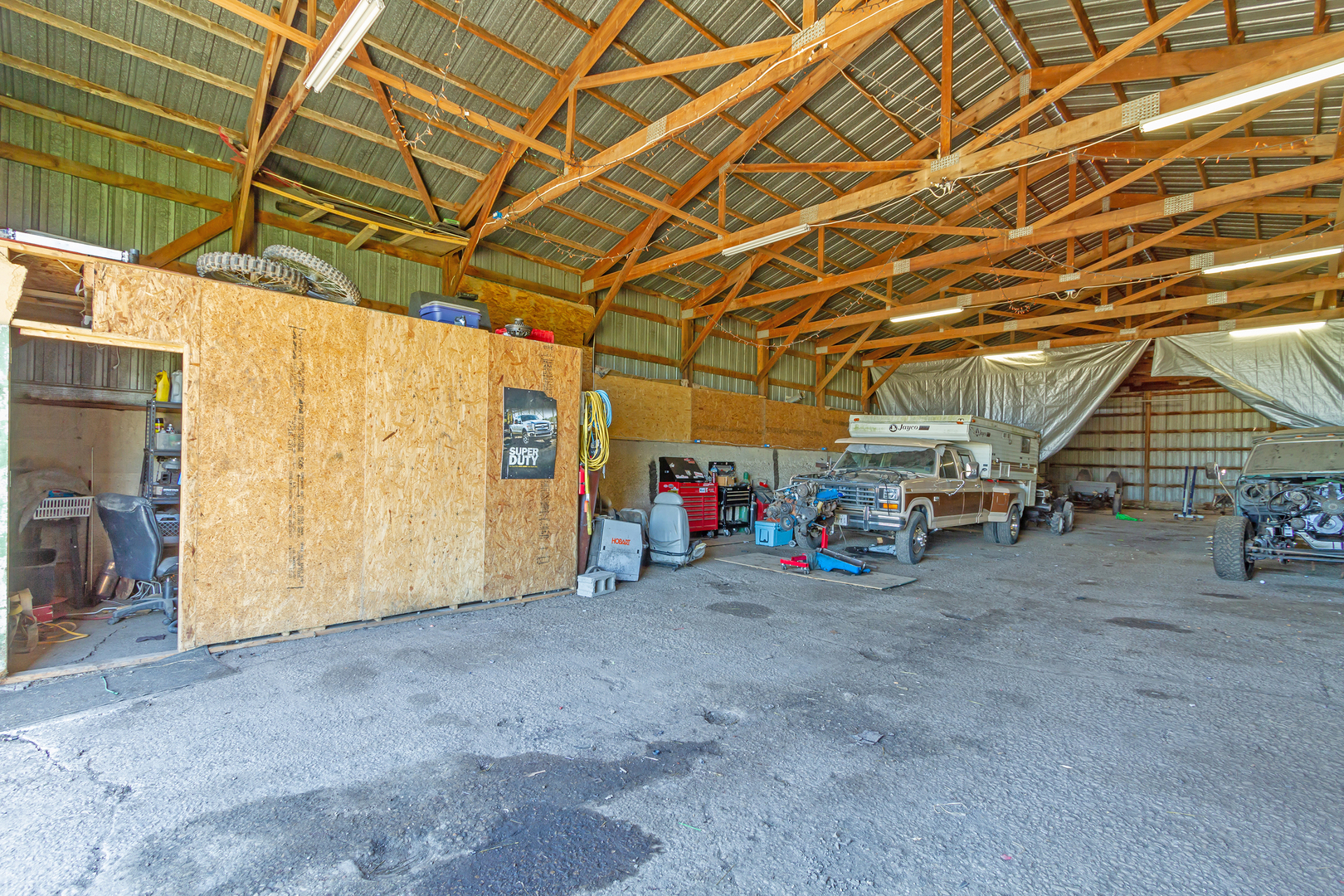 4783 Cherry Valley Road Kirkland, IL 60146 - Photo 34 of 41 a view of garage