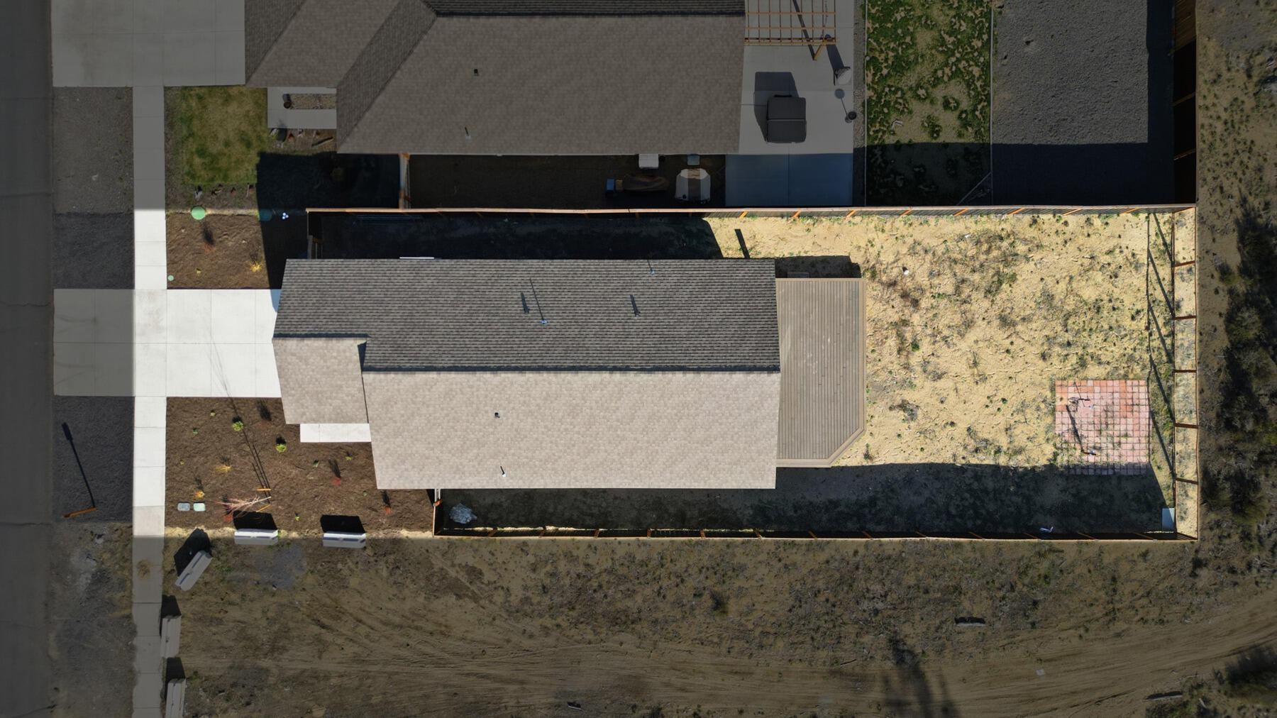 16455 Bassett Road La Pine, OR 97739 - Photo 38 of 44 an aerial view of a house with a yard