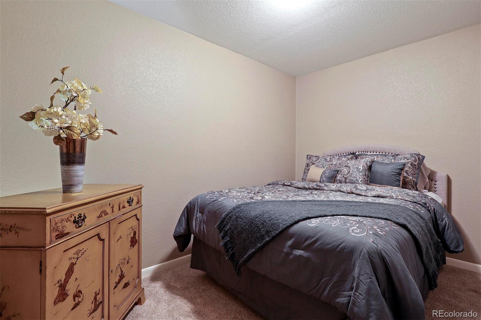 698 Ridgeside Drive Golden, CO 80401 - Photo 20 of 34 Gallery Image 20