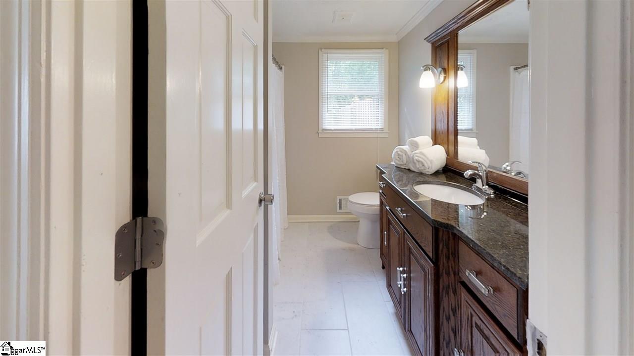 963 Hanging Rock Road Boiling Springs, SC 29316 - Photo 27 of 36 Gallery Image 27