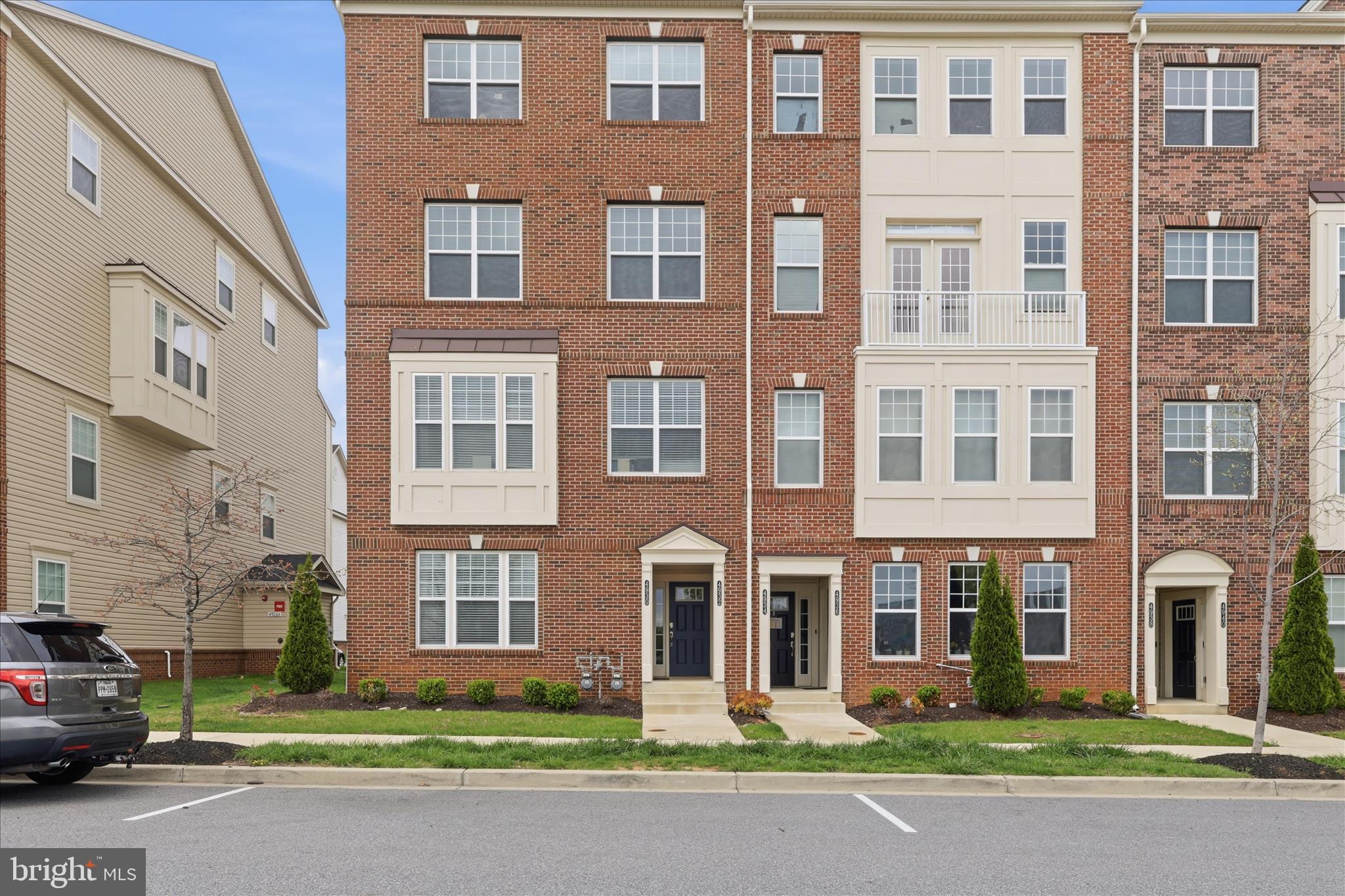 4932 MacDonough Place Frederick, MD 21703 - Photo 2 of 70 IMG_0376