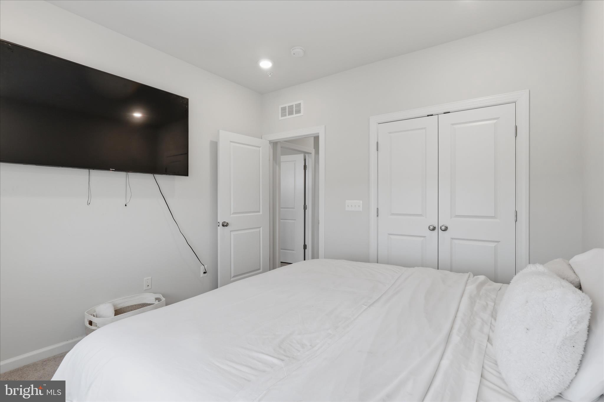 4932 MacDonough Place Frederick, MD 21703 - Photo 54 of 70 IMG_0367