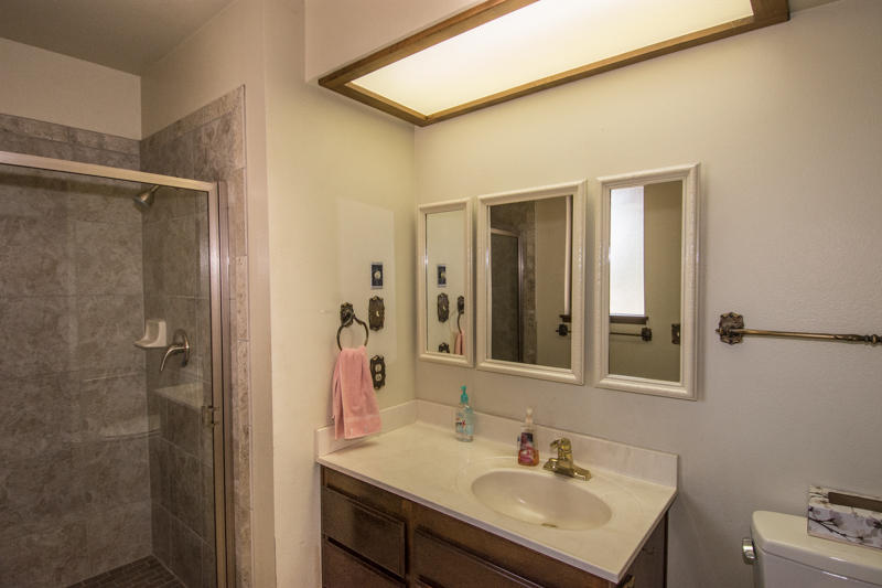 9161 Stillwater Road Redding, CA 96002 - Photo 20 of 37 stillwater-120