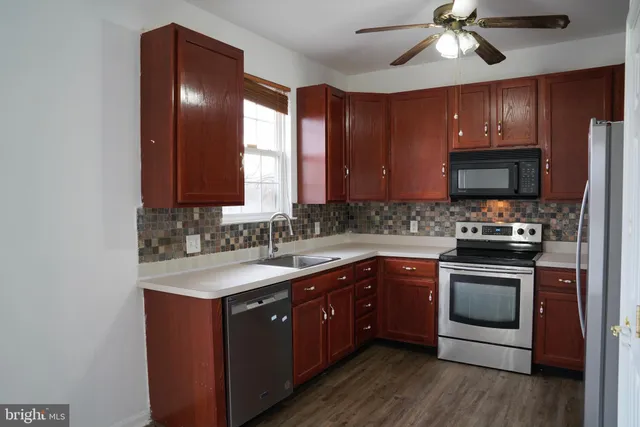 $2,850 | 30 Steeplechase Circle, Aston, PA 19014