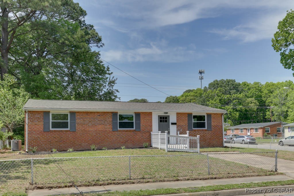 1939 McCulloch Road Hampton, VA 23663 - Photo 1 of 35 Gallery Image 1