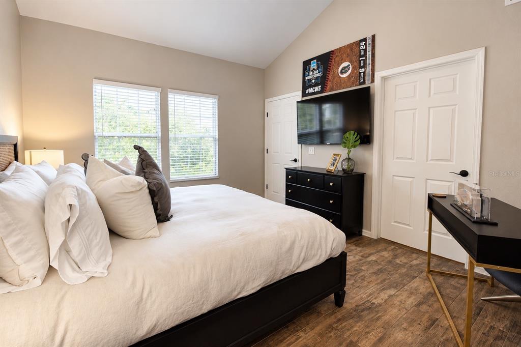 9124 Southwest 51st Road, Unit B 303 Gainesville, FL 32608 - Photo 18 of 26 Gallery Image 18