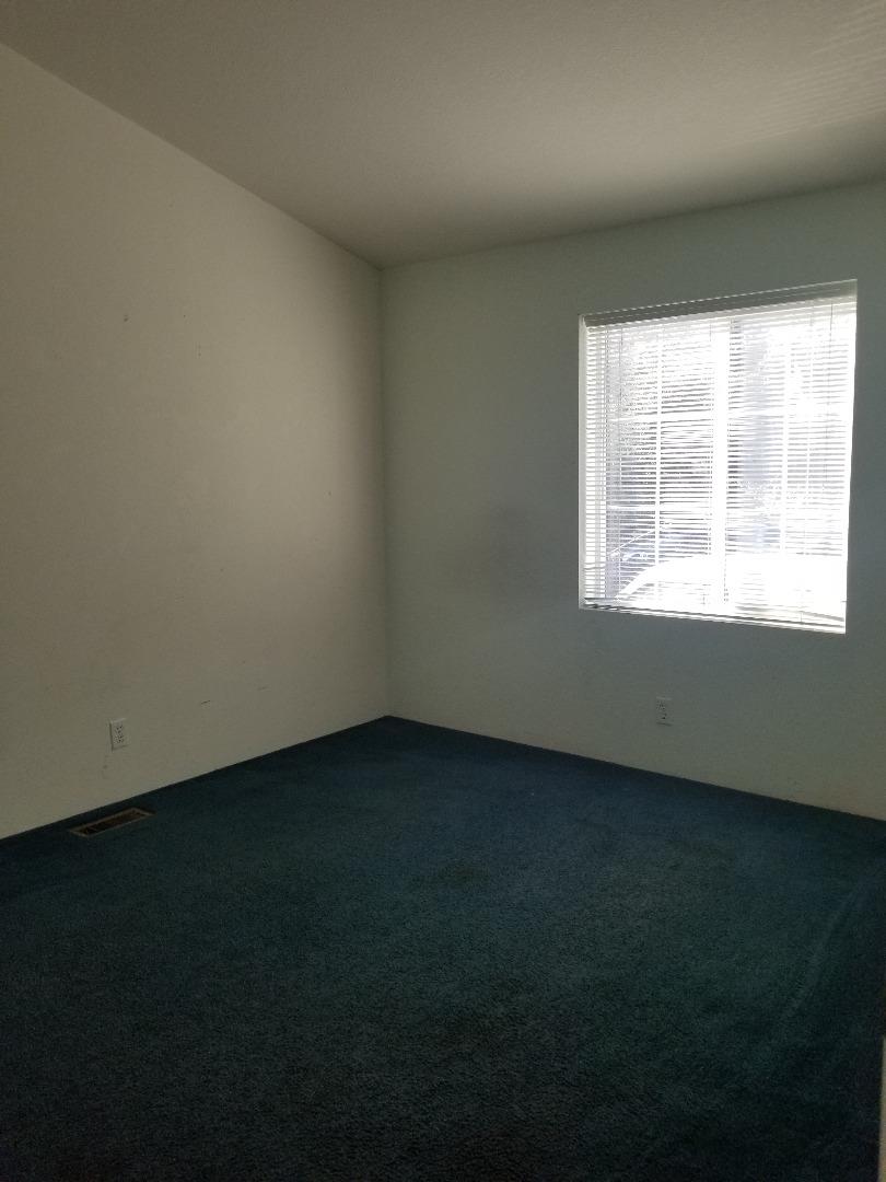 18411 Moro Road Salinas, CA 93907 - Photo 10 of 12 Gallery Image 10