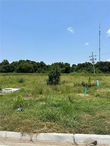 $65,000 | 121 Holmes Boulevard, Terrytown, LA 70056