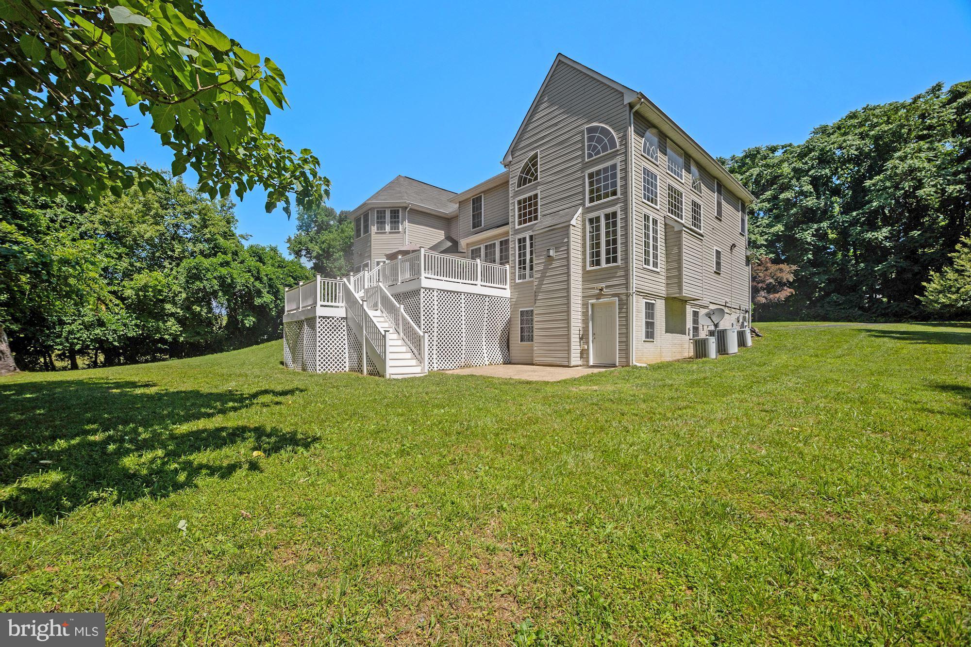 9207 Sylvan Dell Road Randallstown, MD 21133 - Photo 5 of 56 Rear View