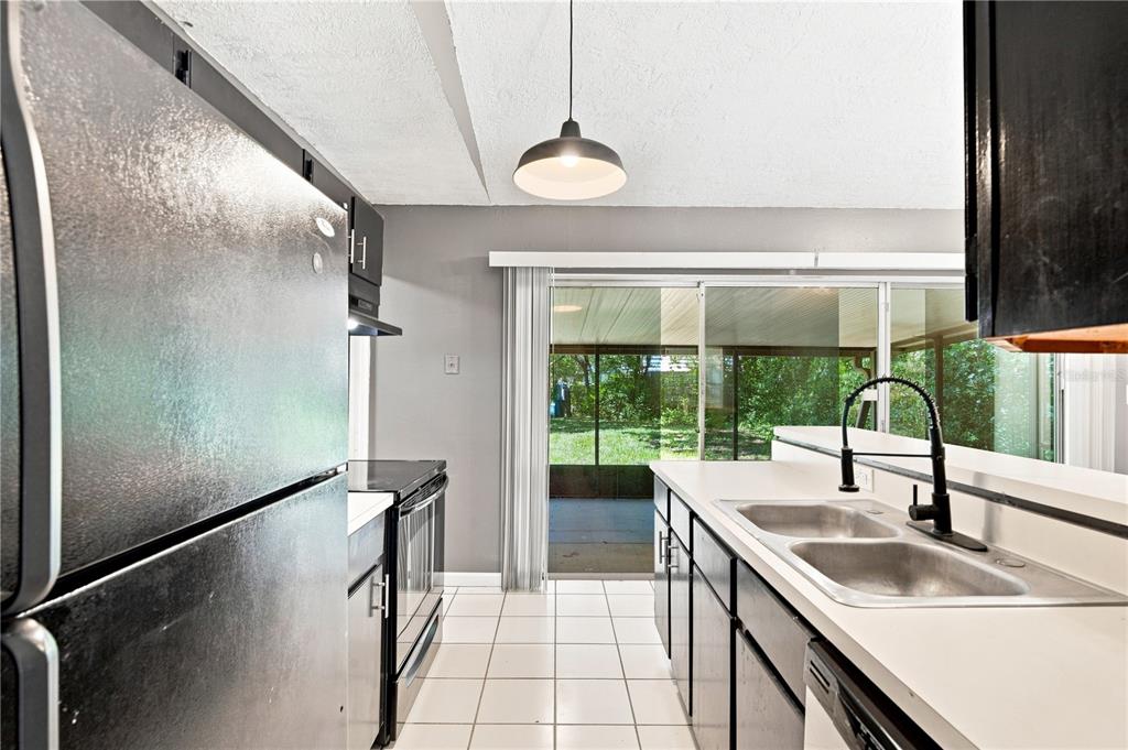 336 Riviera Drive DeBary, FL 32713 - Photo 13 of 36 Gallery Image 13