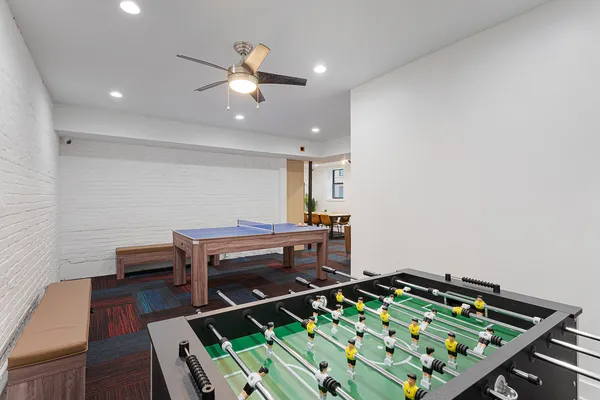 $2,031 | 1550 West Juneway Terrace, Unit 1C, Chicago, IL 60626