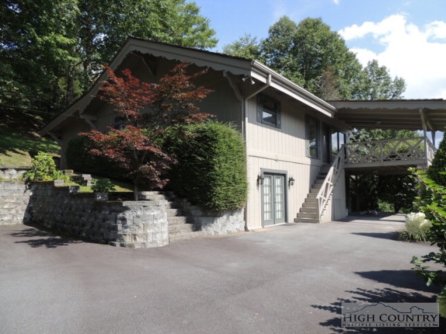 246 Hickory Boone, NC 28607 - Photo 2 of 3 Gallery Image 2