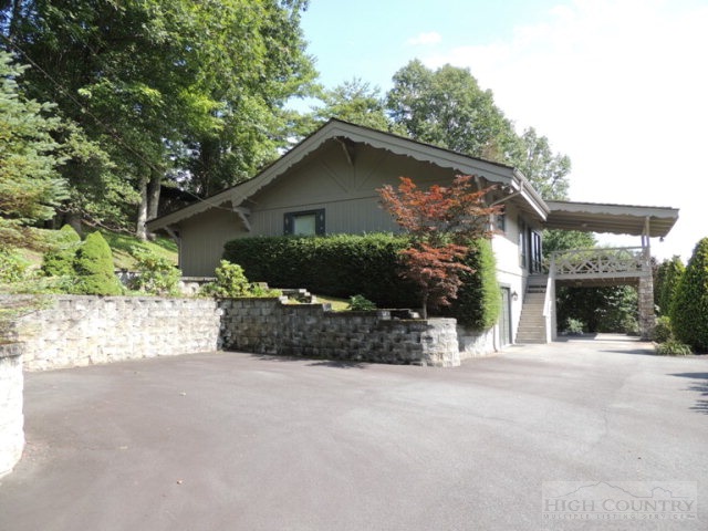246 Hickory Boone, NC 28607 - Photo 3 of 3 Gallery Image 3