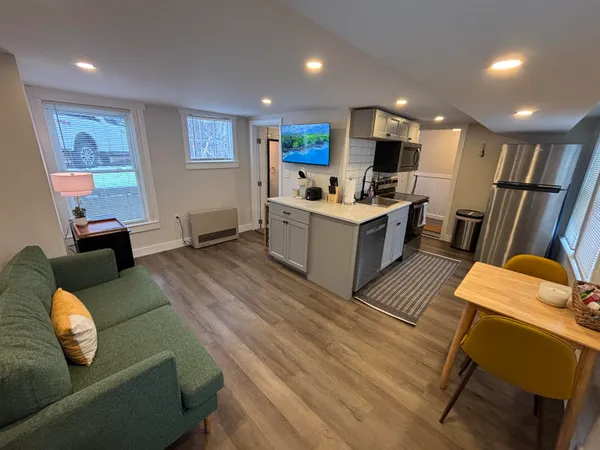 $1,500 | 26 Cushing Street, Unit C, Dover, NH 03820