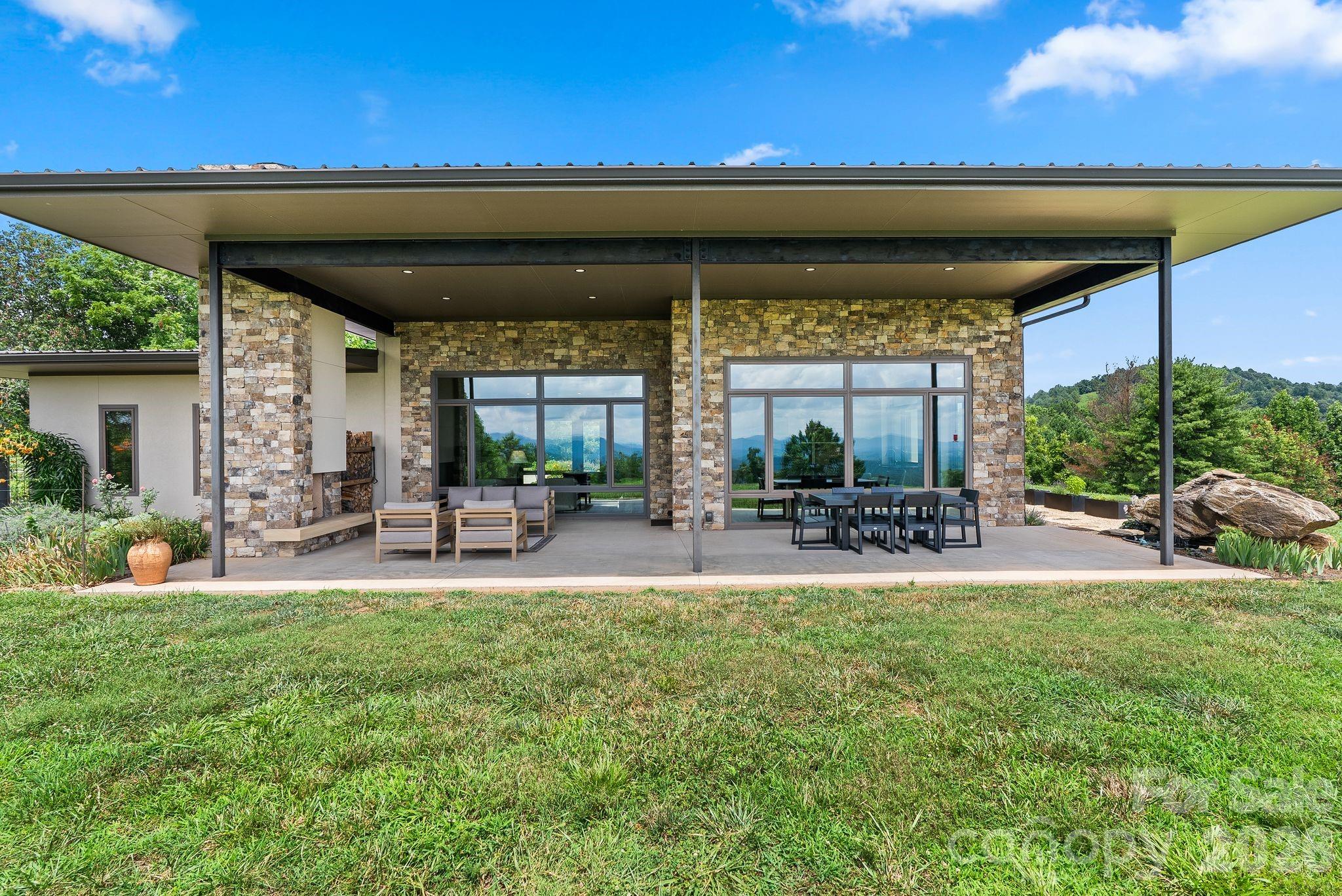 1045 Graham Road Marshall, NC 28753 - Photo 3 of 48