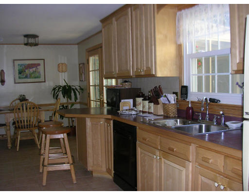 139 Princeton Road Sterling, MA 01564 - Photo 5 of 13