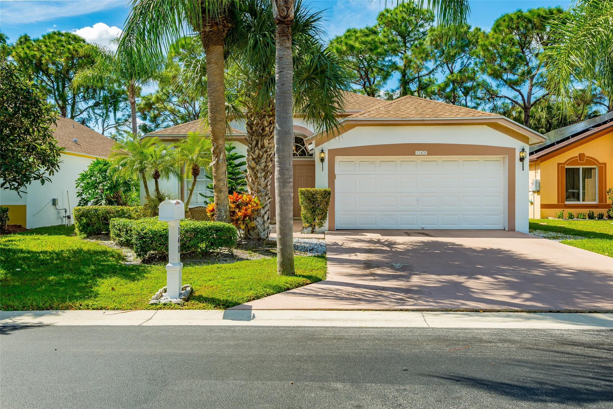 140 Paddock Lane Greenacres, FL 33413 - Photo 17 of 27 Photo 17